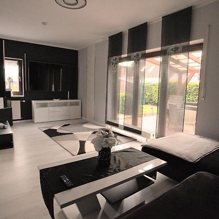 Zum Kaeutzchen 120Qm Ferienhaus 8 Personen 4 Schlafzimmer Nossentiner Huette Zewnętrze zdjęcie