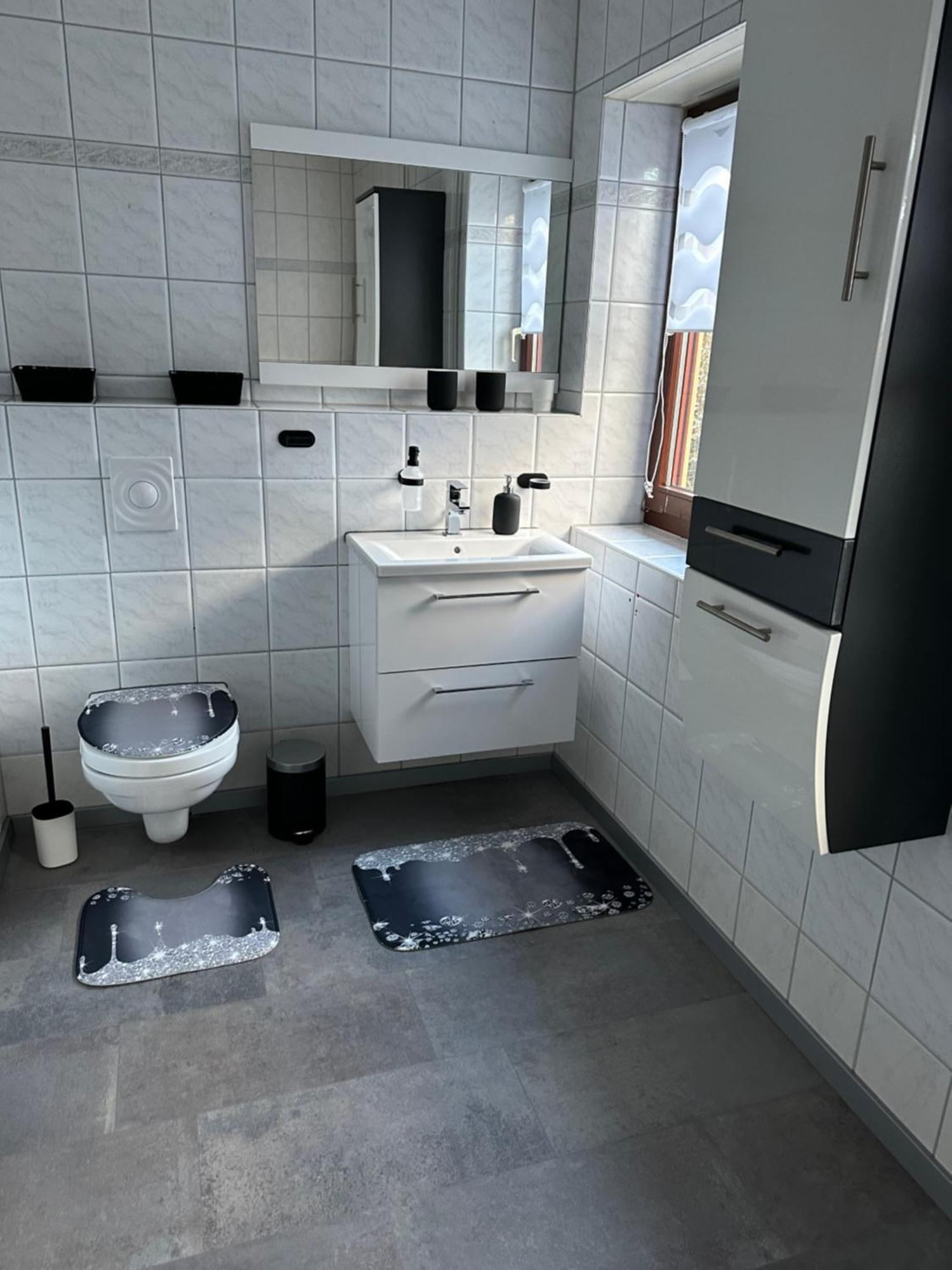 Zum Kaeutzchen 120Qm Ferienhaus 8 Personen 4 Schlafzimmer Nossentiner Huette Zewnętrze zdjęcie