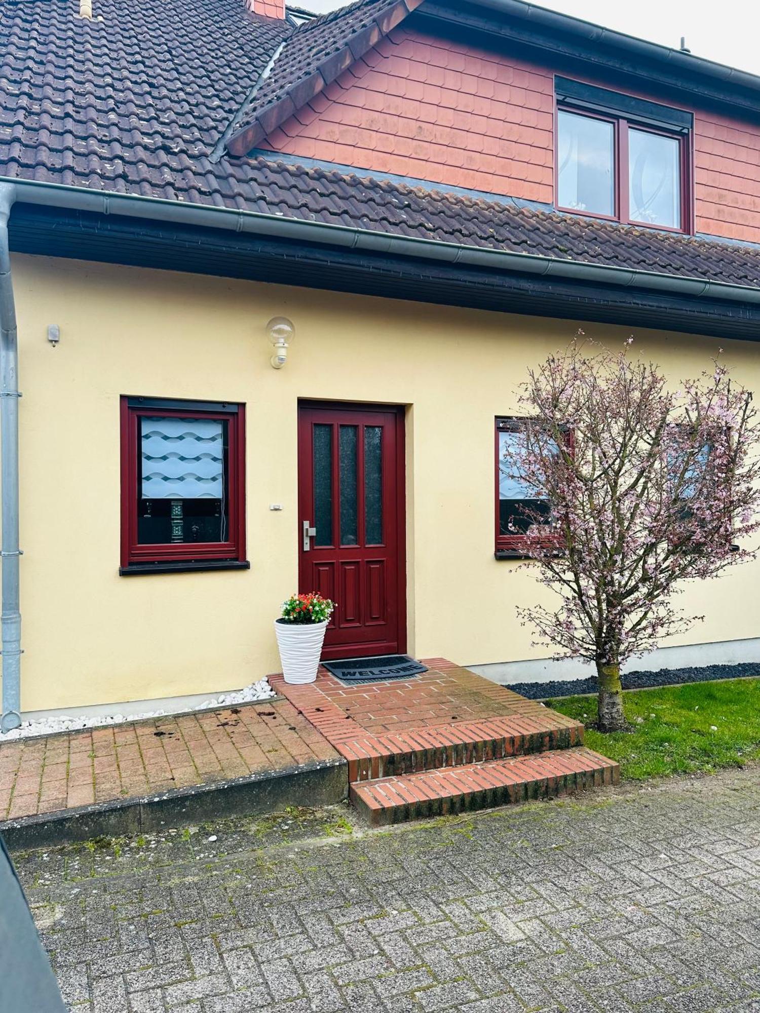 Zum Kaeutzchen 120Qm Ferienhaus 8 Personen 4 Schlafzimmer Nossentiner Huette Zewnętrze zdjęcie