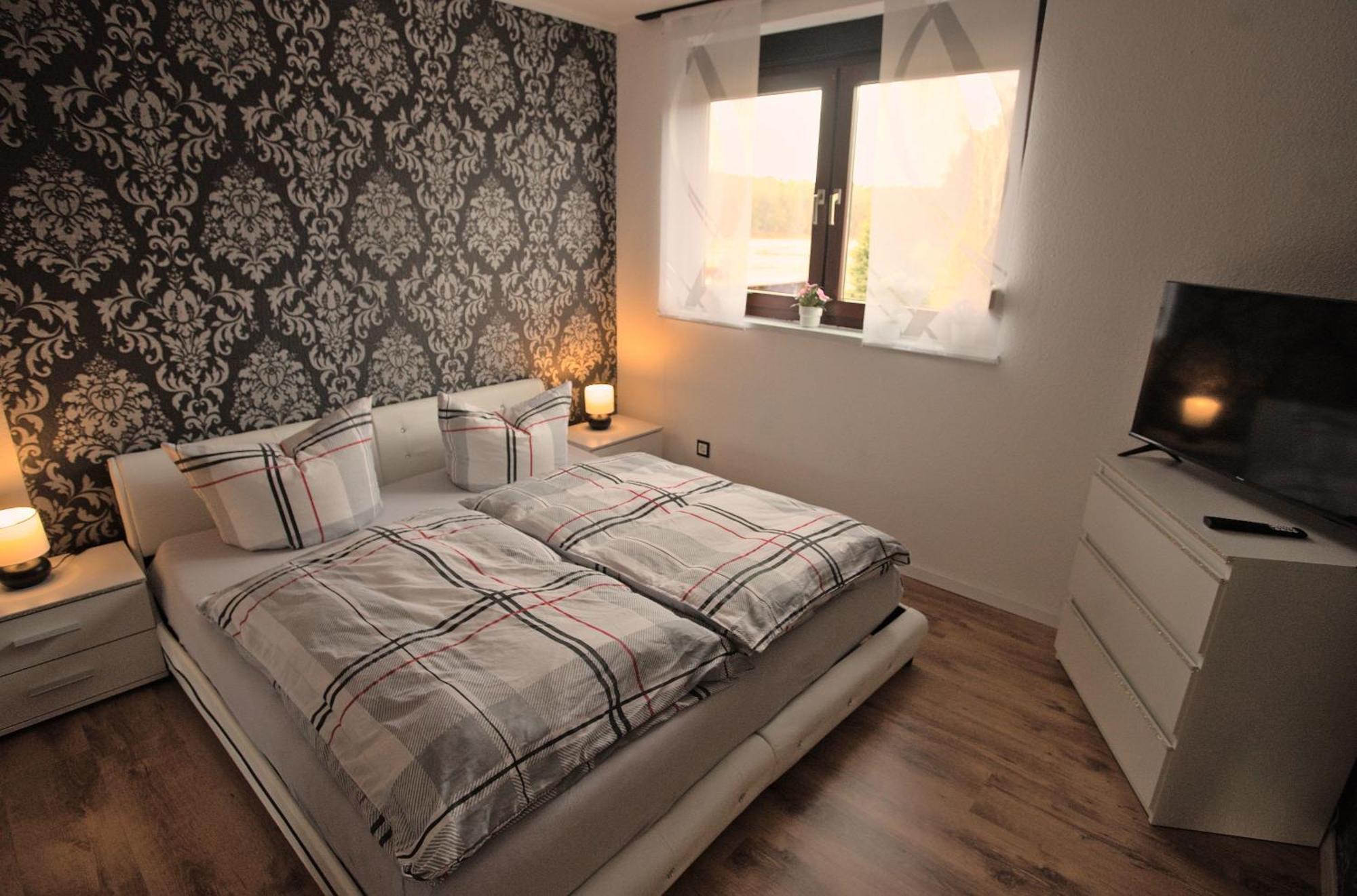 Zum Kaeutzchen 120Qm Ferienhaus 8 Personen 4 Schlafzimmer Nossentiner Huette Zewnętrze zdjęcie